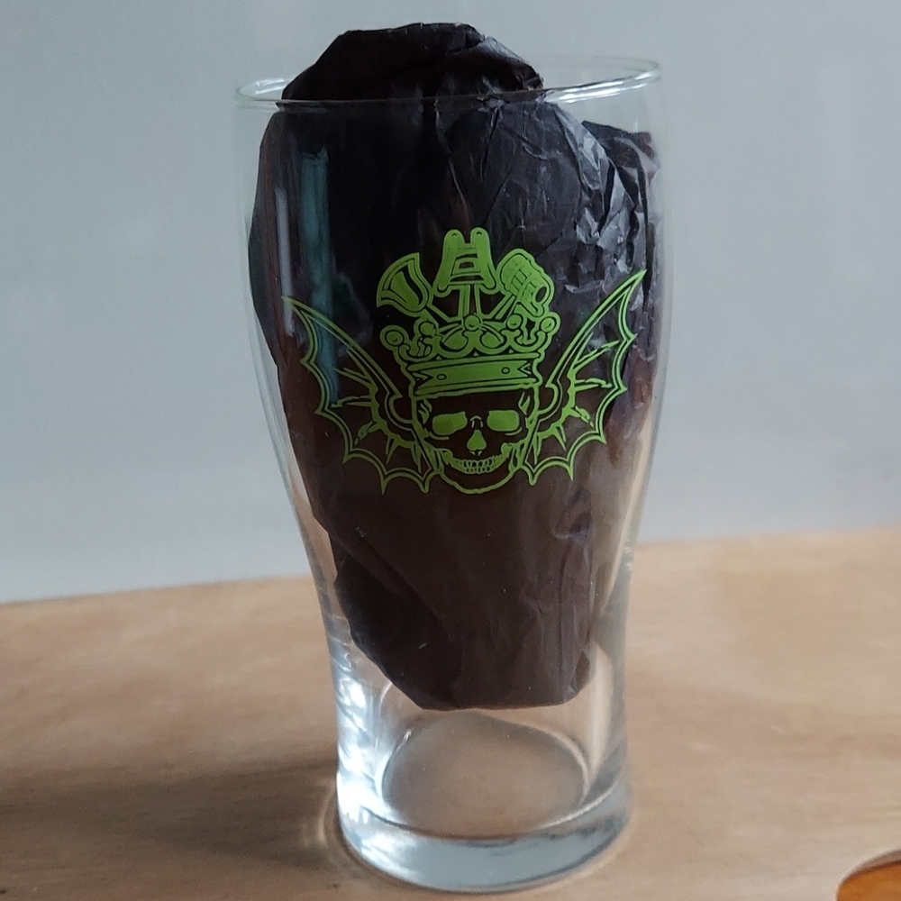 Pint - Picture 2 of 2